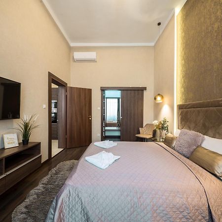 Luxury Dream With A Sauna In The Center Budapest Exterior photo